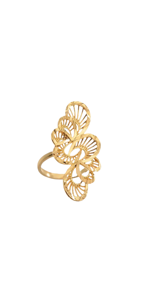 Elegant gold floral ring with intricate design for a stylish and sophisticated look
